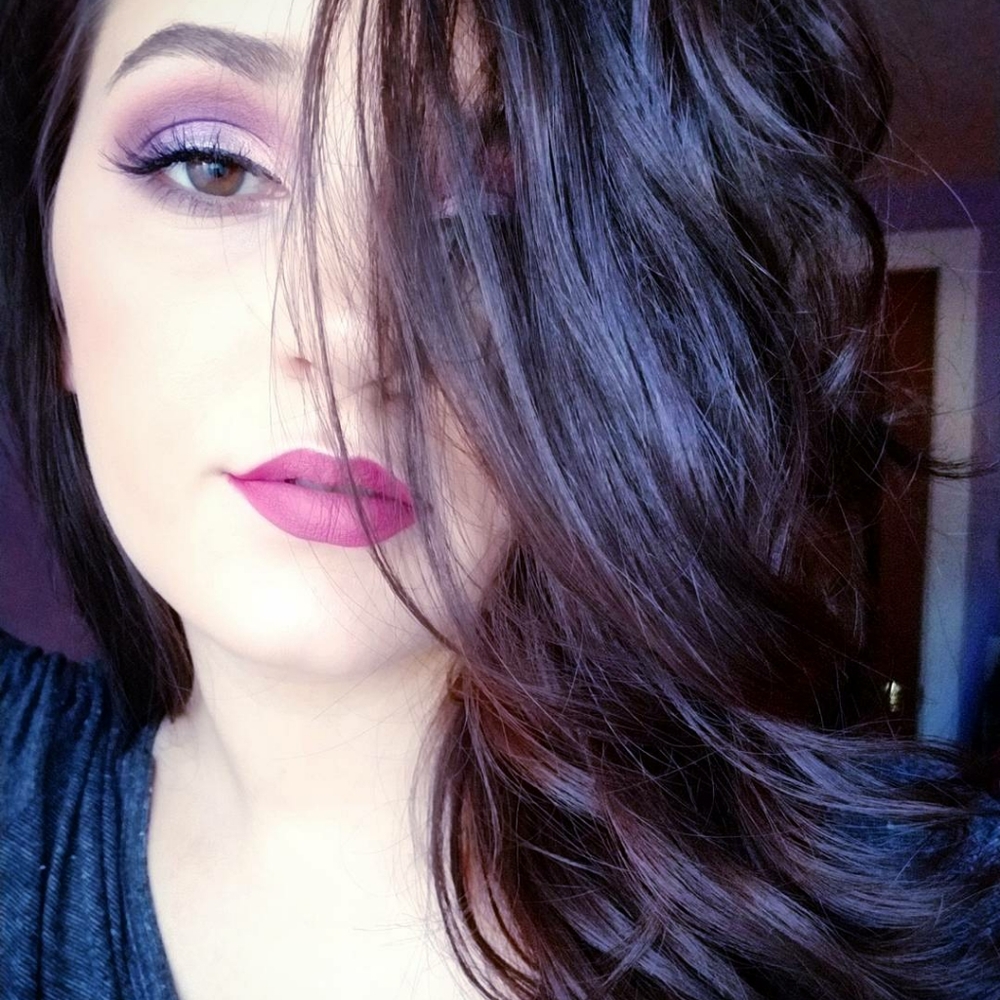 Meet your Posher, Olivia